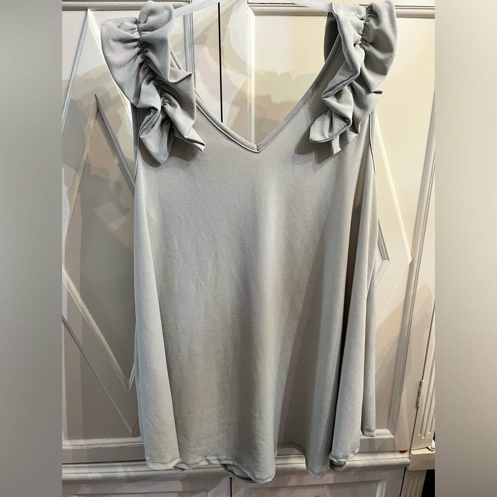 Beeson Rives Sleeveless Blouse